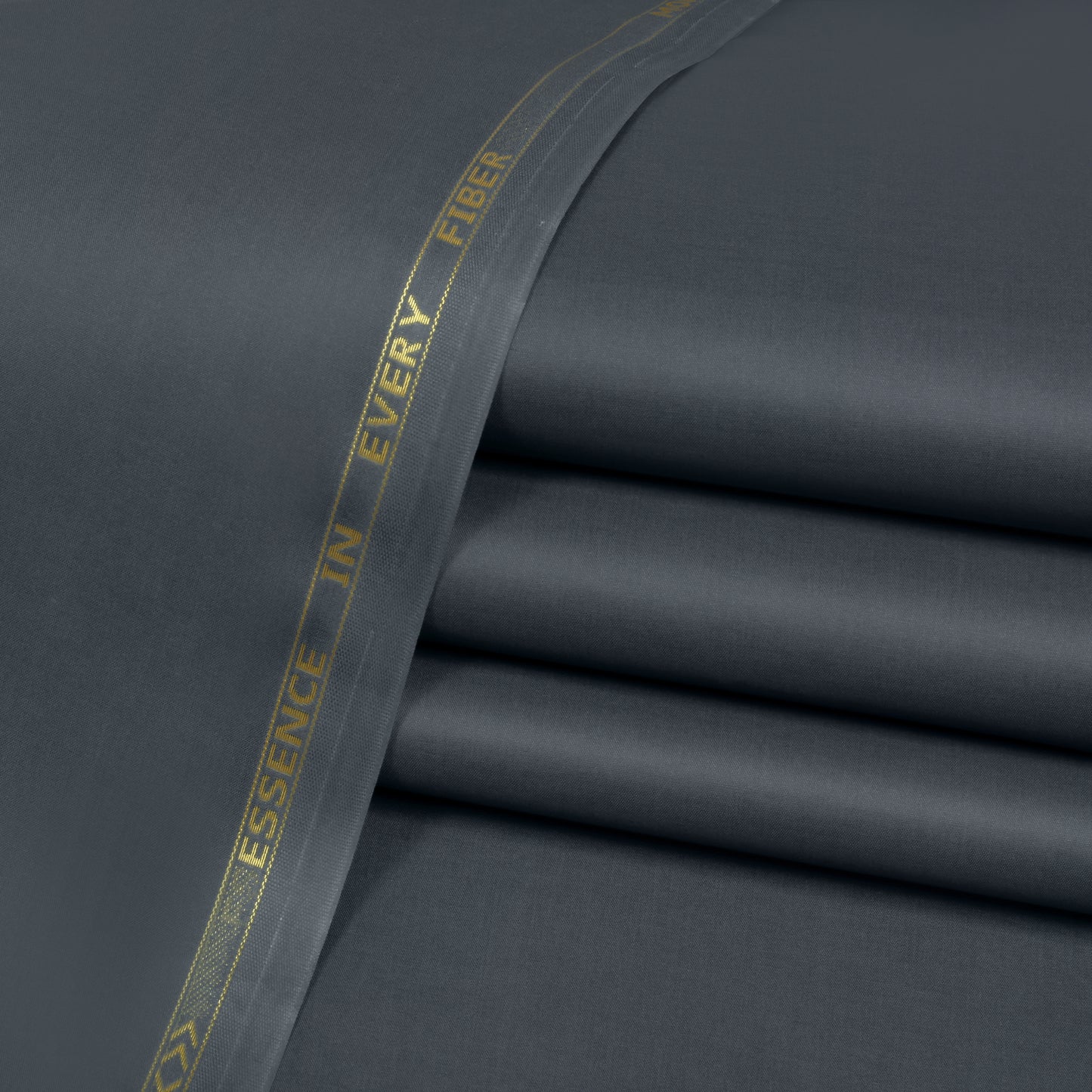 Montaro Premium Cotton - Semi Stiff Finish