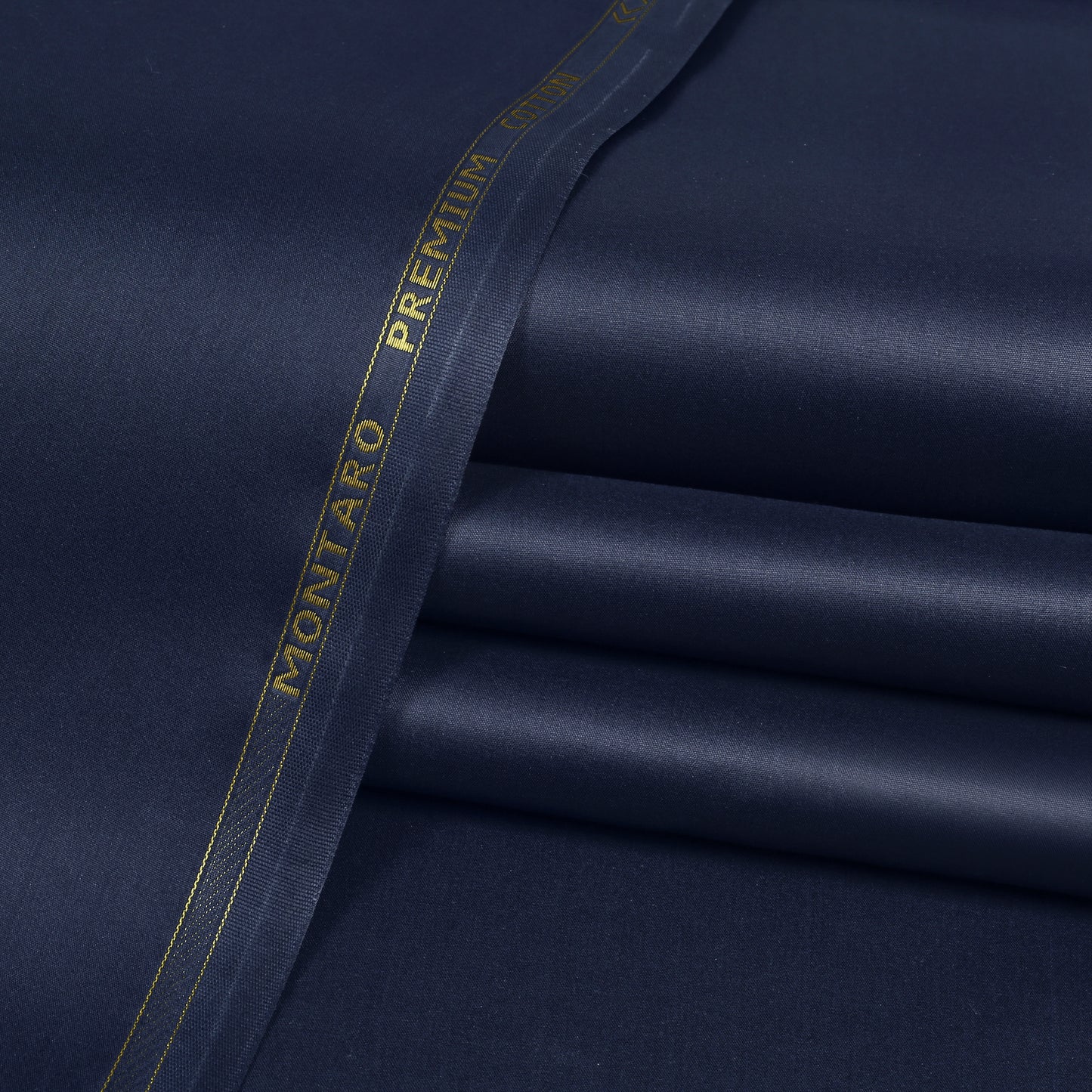Montaro Premium Cotton - Semi Stiff Finish